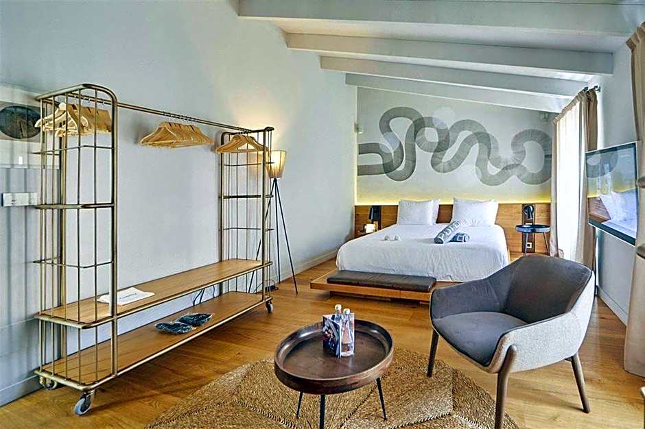 Puro Hotel Oasis Urbano