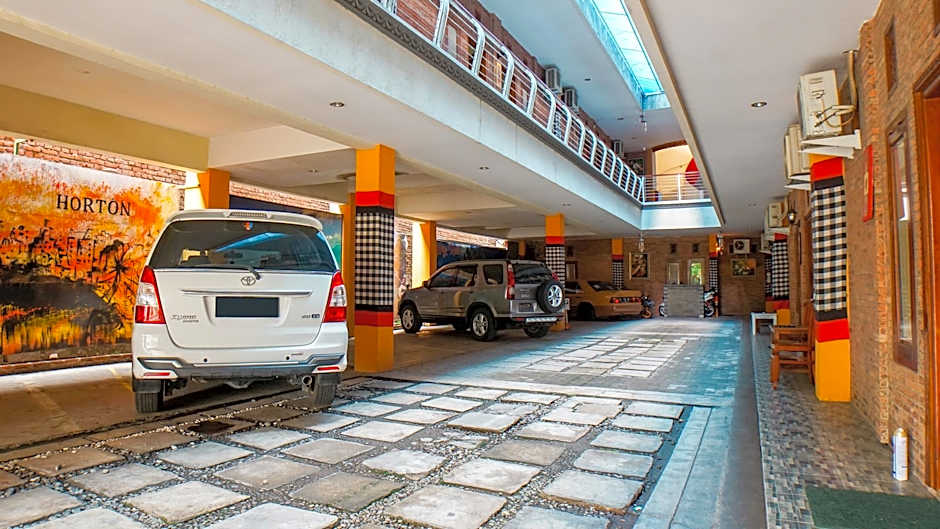 Horton Hotel – Cirebon, OH