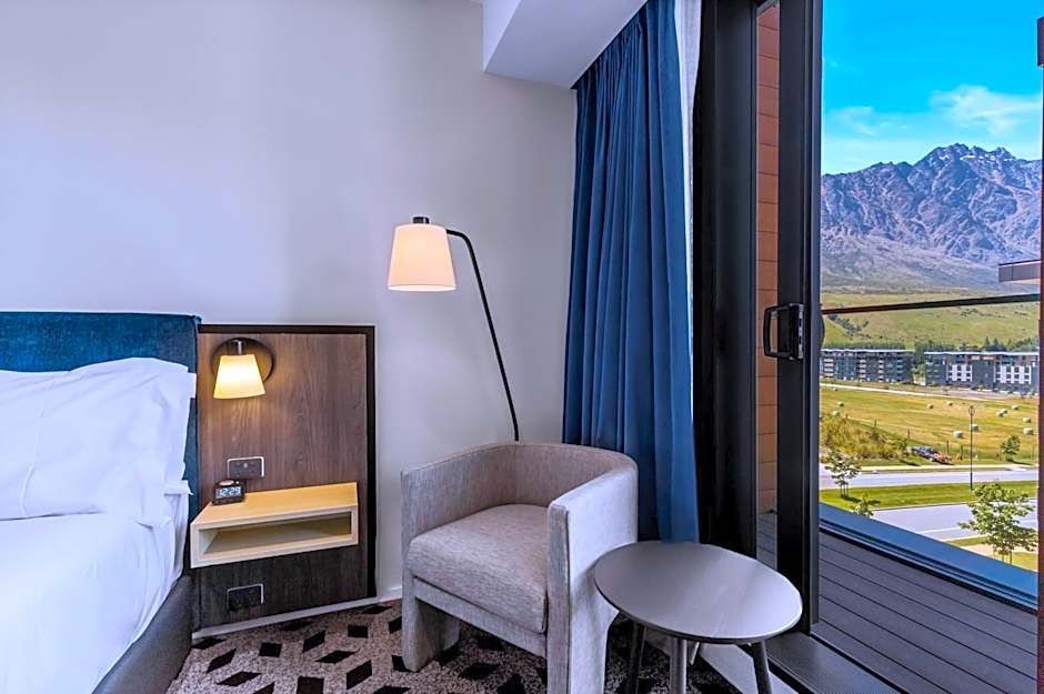 Holiday Inn Queenstown Remarkables park By IHG
