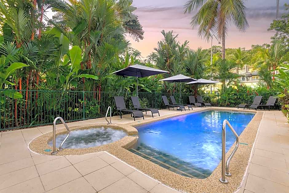 Port Douglas Apartments