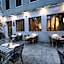 Hotel Peristil