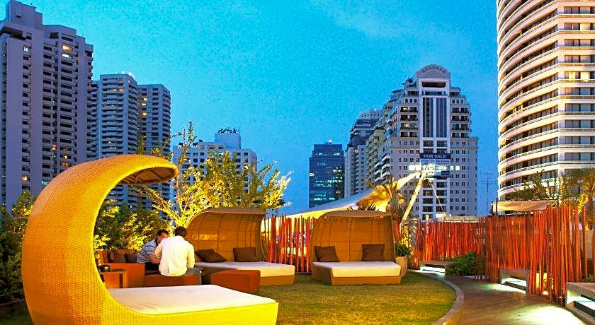 Le Fenix Sukhumvit (SHA Extra Plus)