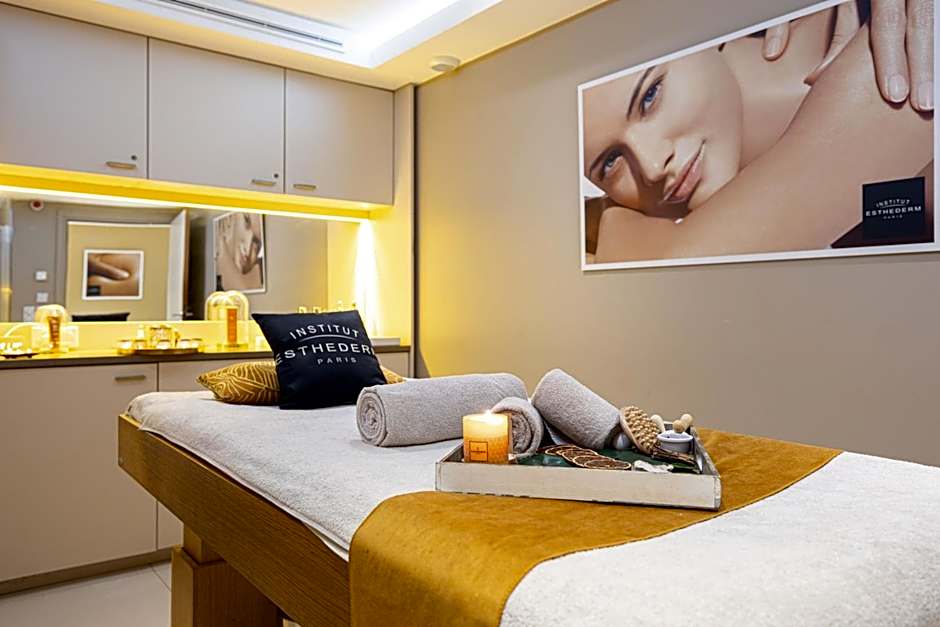 Renaissance by Marriott Aix-en-Provence Hotel