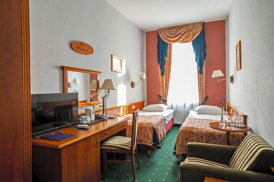 Pietrak Hotel