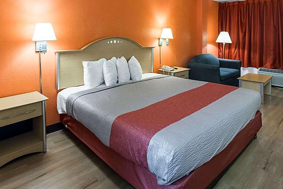 Motel 6-Groton, CT - Casinos nearby