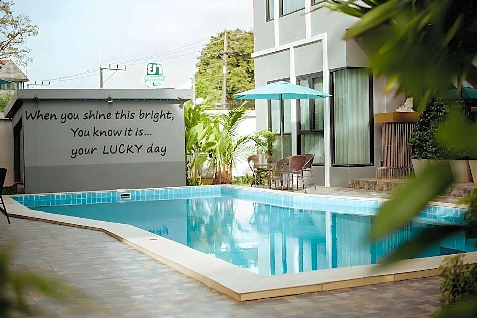 The Lucky Beach Ao Nang