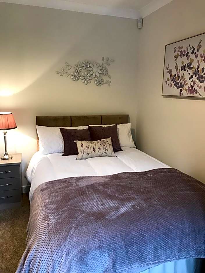 Photo 1 of 4 of Small Double Room