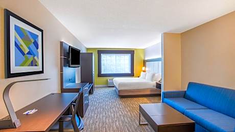 King Suite with Sofa Bed