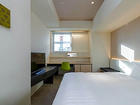 Deluxe King Room - Non-Smoking
