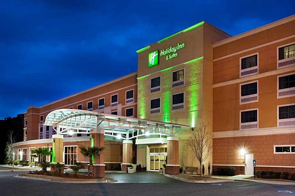 Holiday Inn Hotel & Suites Beaufort At Highway 21