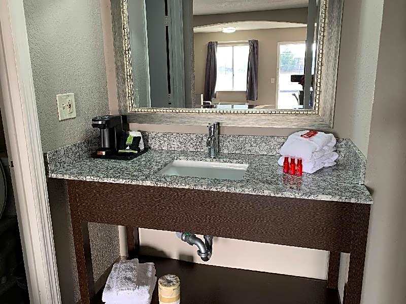 SureStay Hotel by Best Western Olathe