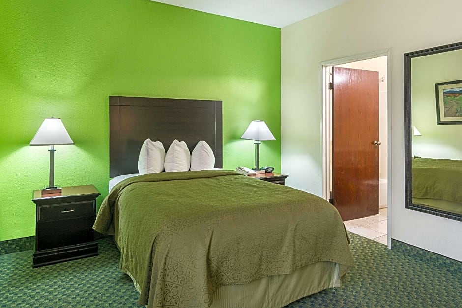 Quality Inn & Suites near I-80 and I-294