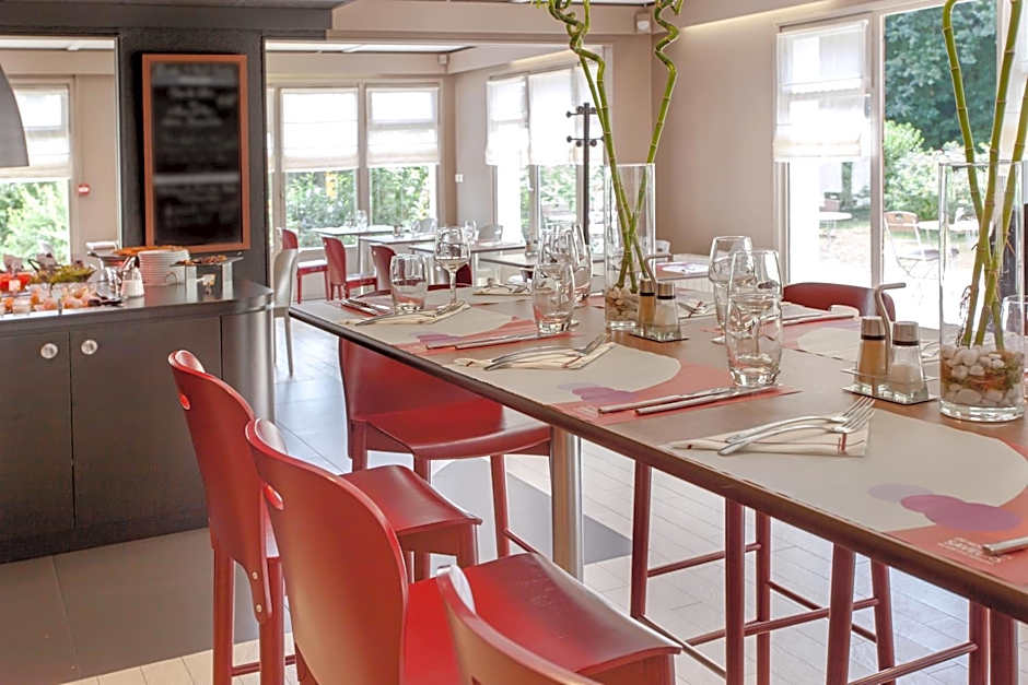 Campanile Angers Ouest - BeaucouzÃ©