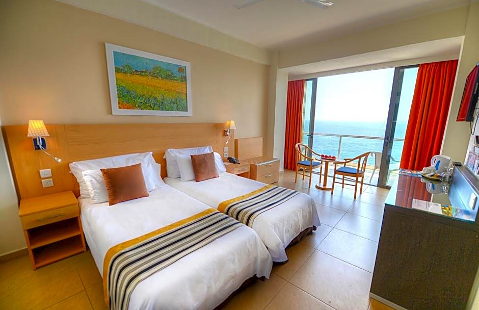 Photo 1 of 7 of 2 Beds, Sea View