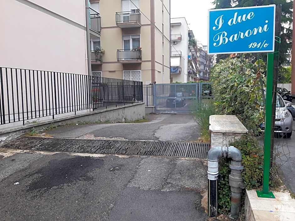 I due Baroni - fronte Campus