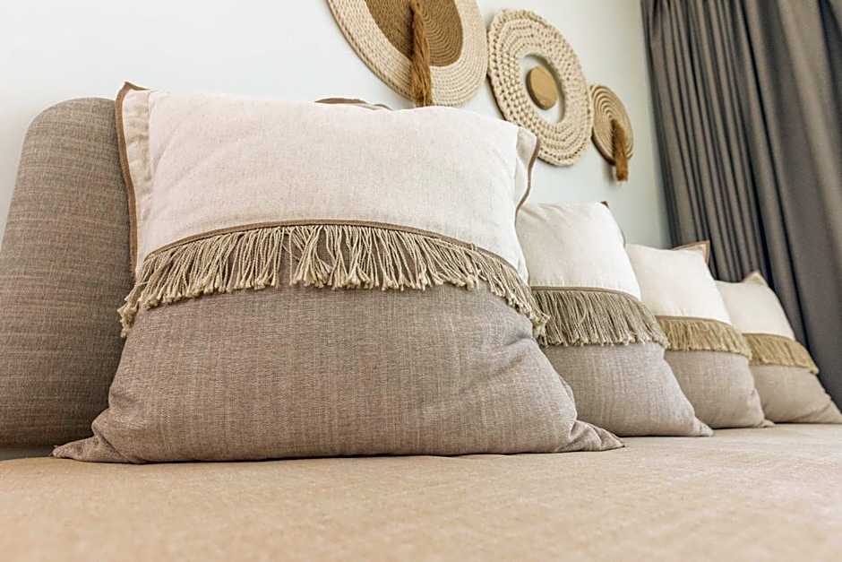 Cabana Blu Hotel & Suites