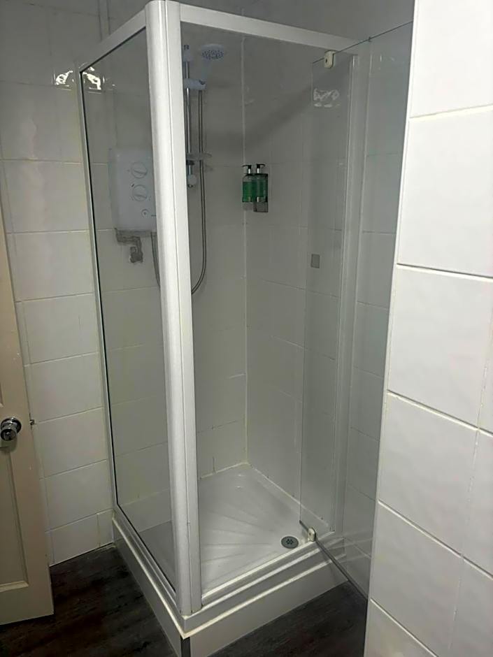 OYO The Croppers Arms