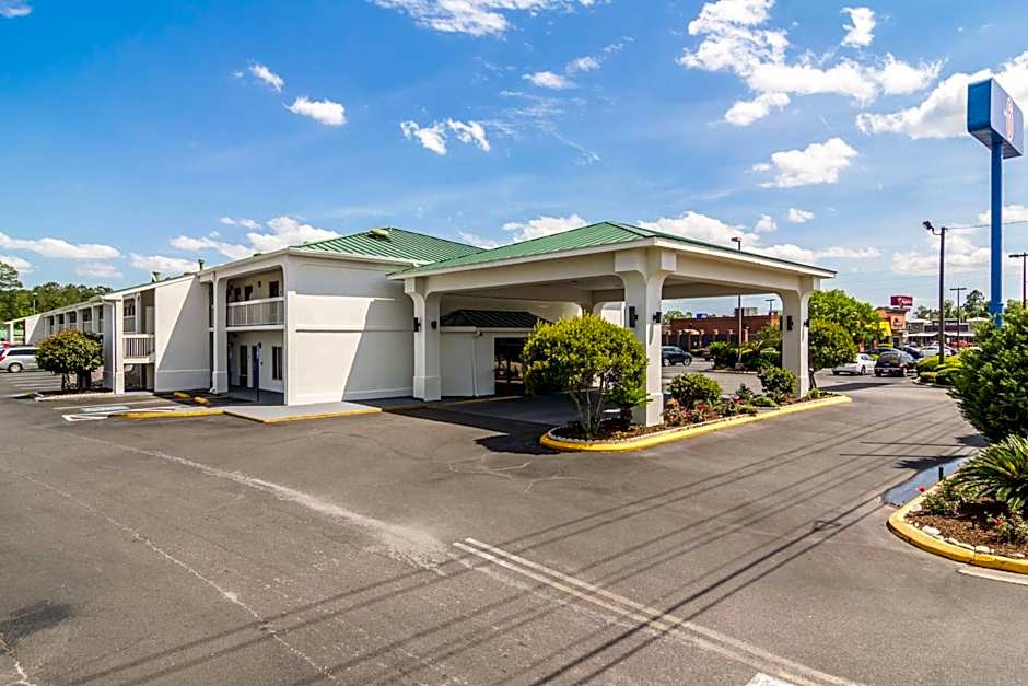 Motel 6 Waycross