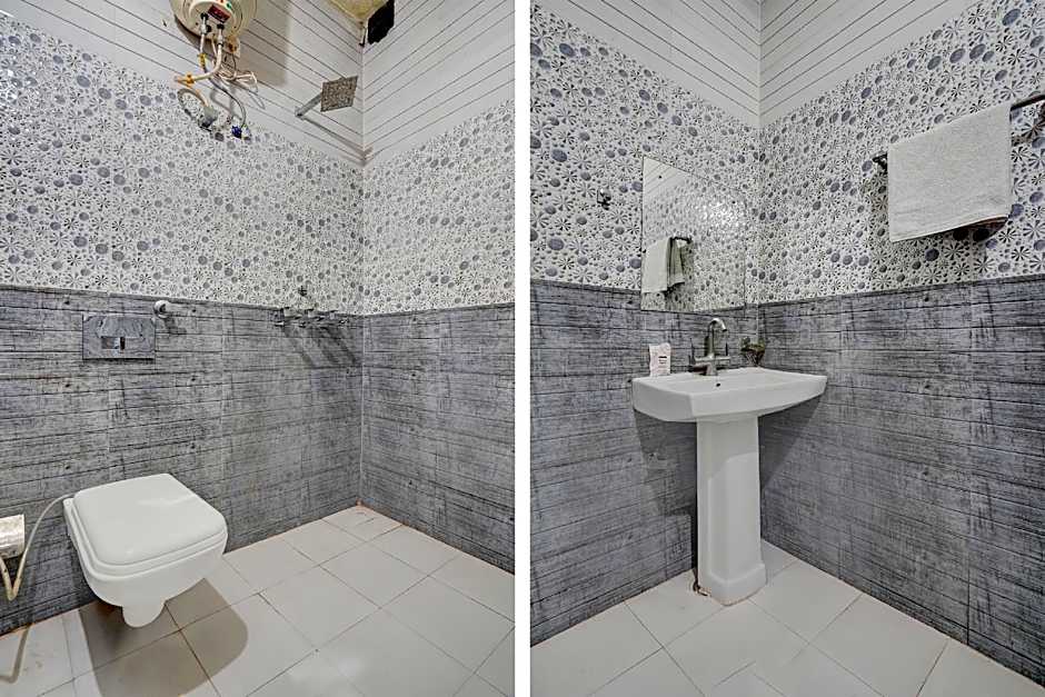 Super Hotel O Zirakpur City Court Complex Formerly The Platinum