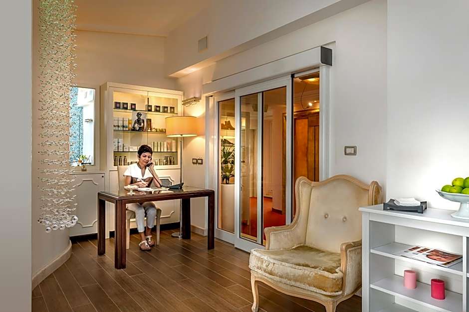 Hotel De Londres