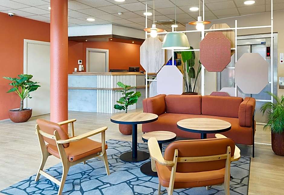 B&B HOTEL Paris Porte de la Villette