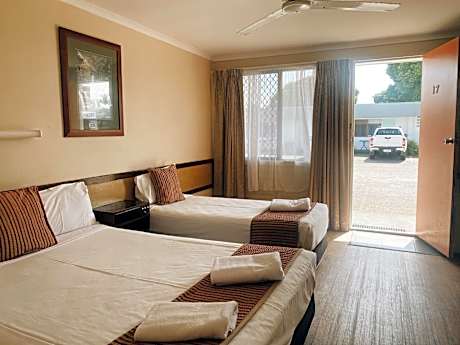 Pet Friendly Budget Twin Room