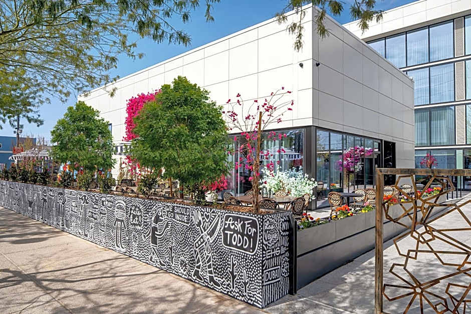 The ENGLiSH Hotel, Las Vegas, a Tribute Portfolio Hotel