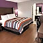 Muir Lodge Motel