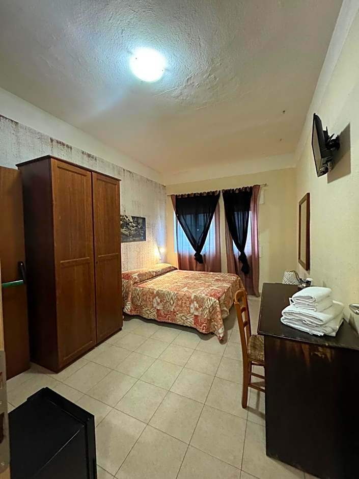 Green Gallery Hotel and Restaurant