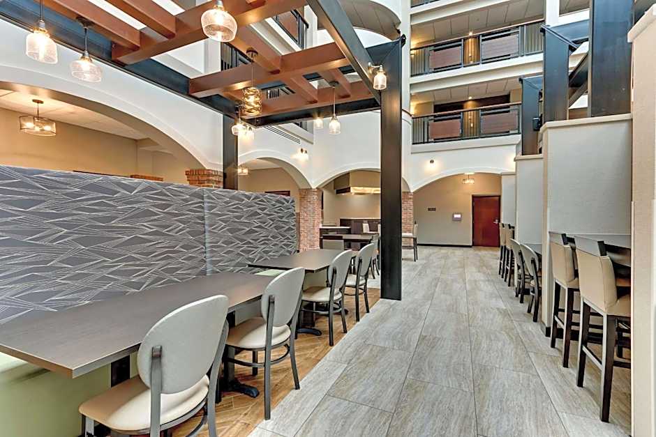 Drury Plaza Hotel St. Paul Downtown