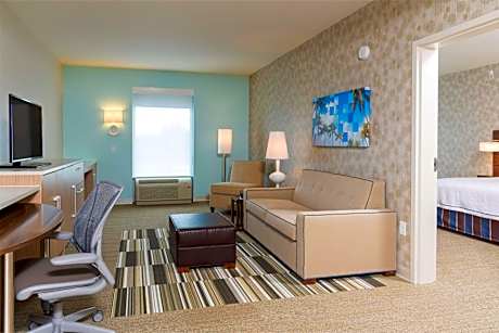 1 King Bed 1 Bedroom Suite Nonsmoking