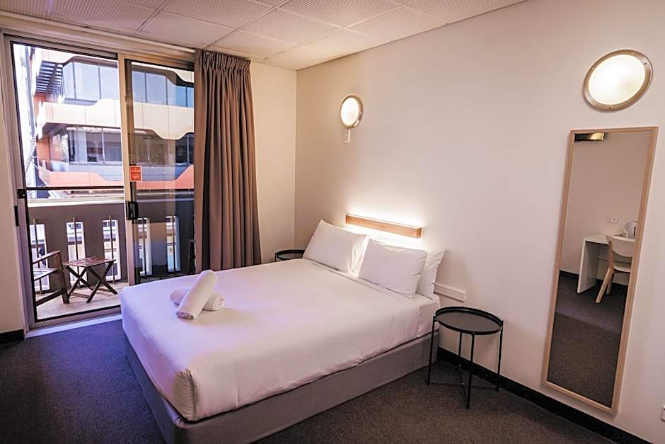YHA Adelaide Central