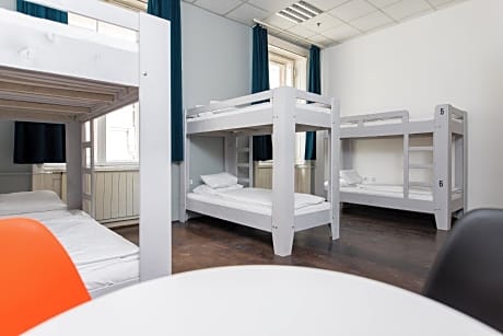 1 Person in 6-Bed Dormitory - Mixed