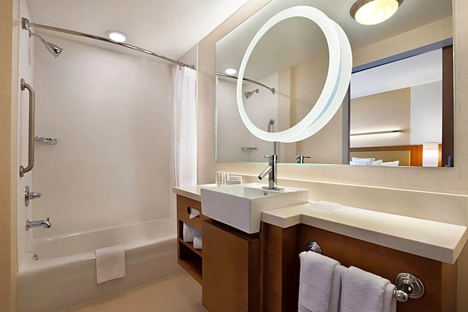 SpringHill Suites by Marriott Jackson Ridgeland/The Township At Colony Park