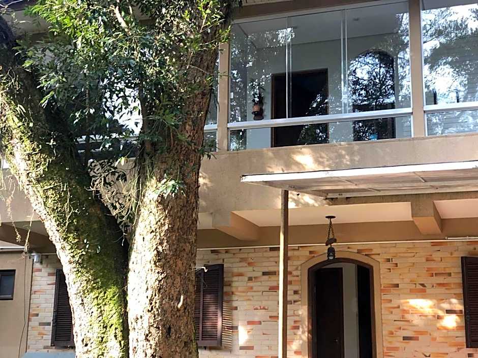 Charming Home 2 min. from Barigui Park