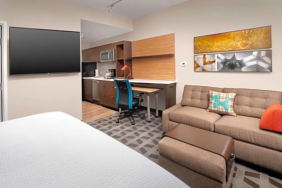 TownePlace Suites by Marriott College Park