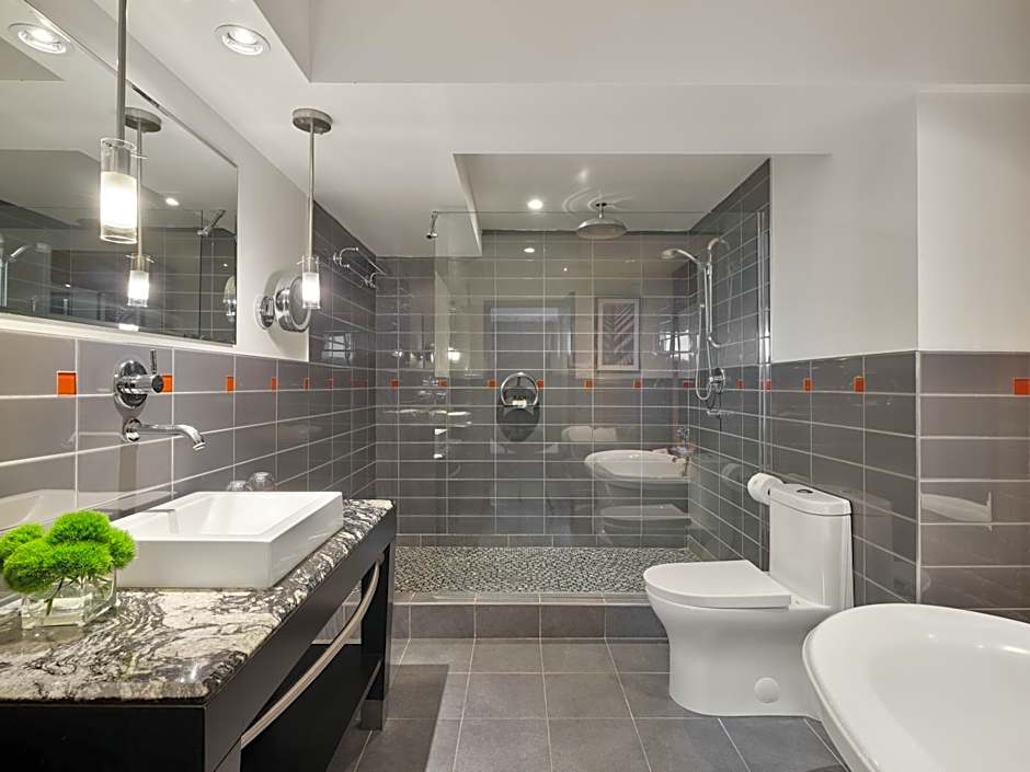 Le Place d Armes Hotel Suites