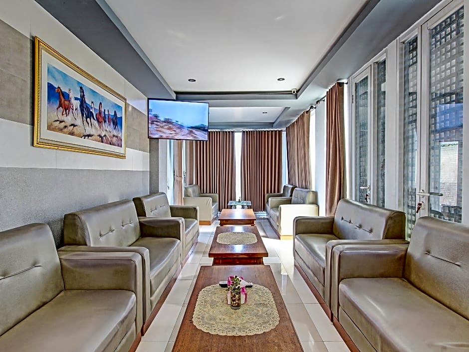 Capital O 92819 Pm Indah Hotel