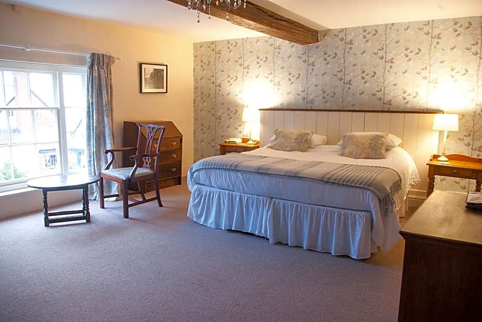 Photo 1 of 5 of Deluxe 1 King Bed Suite
