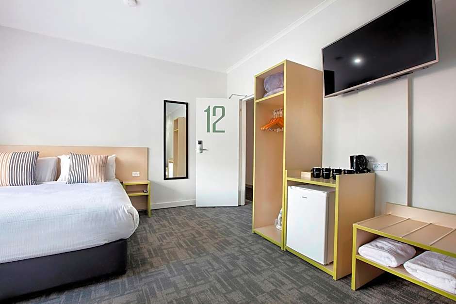 Nightcap at Caringbah Hotel