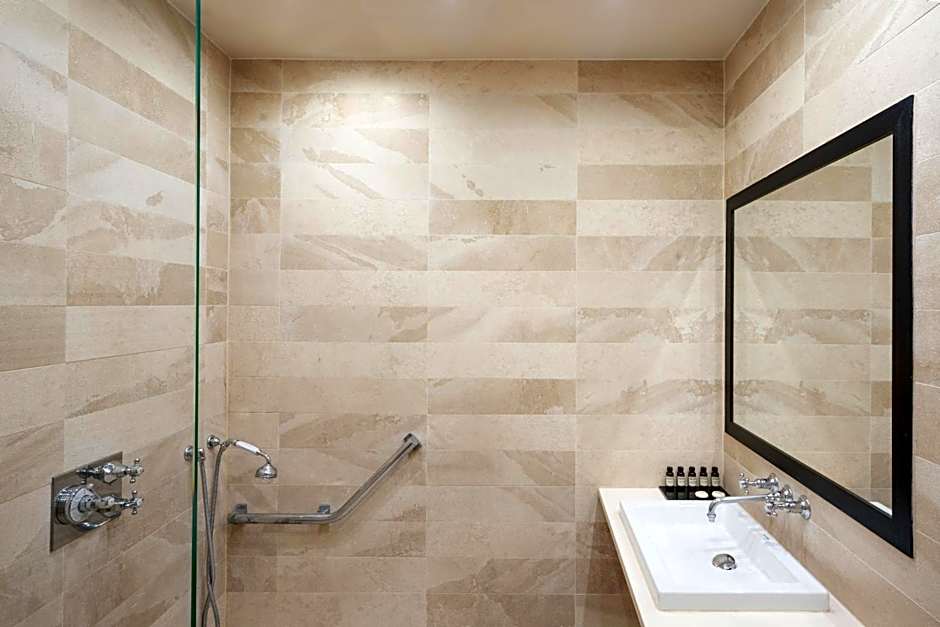 Hotel Saint-Louis Pigalle