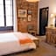 Speakeasy Suites Sleeps 18
