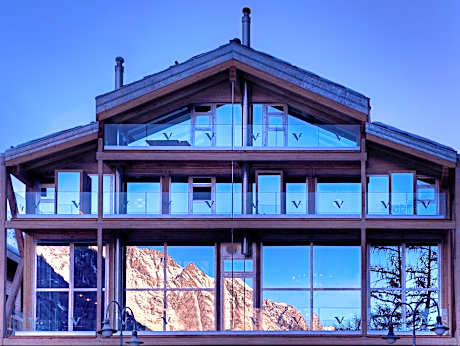 Backstage Boutique SPA Hotel