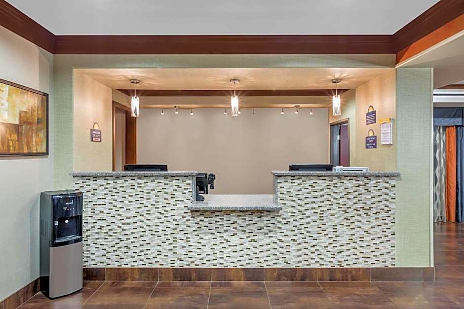 Days Inn by Wyndham Dilley