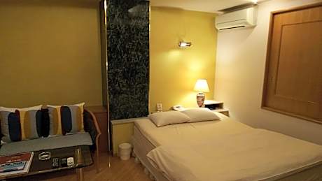 Superior Queen Room