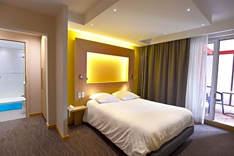 Comfort Double Room with Balcony/Terrace