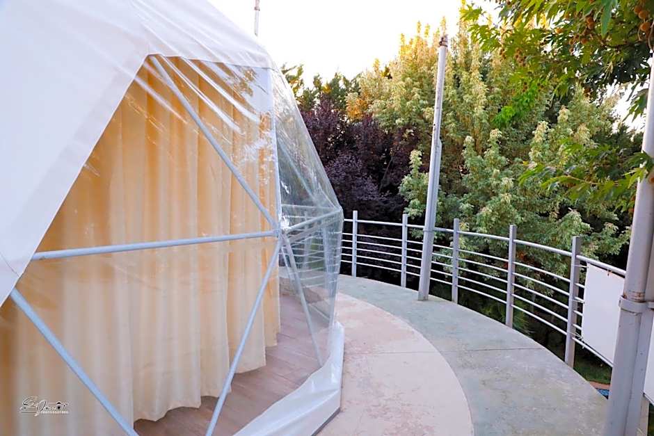 Photo 1 of 2 of Tent
