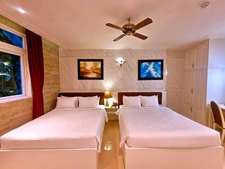 Twin Room with Garden View