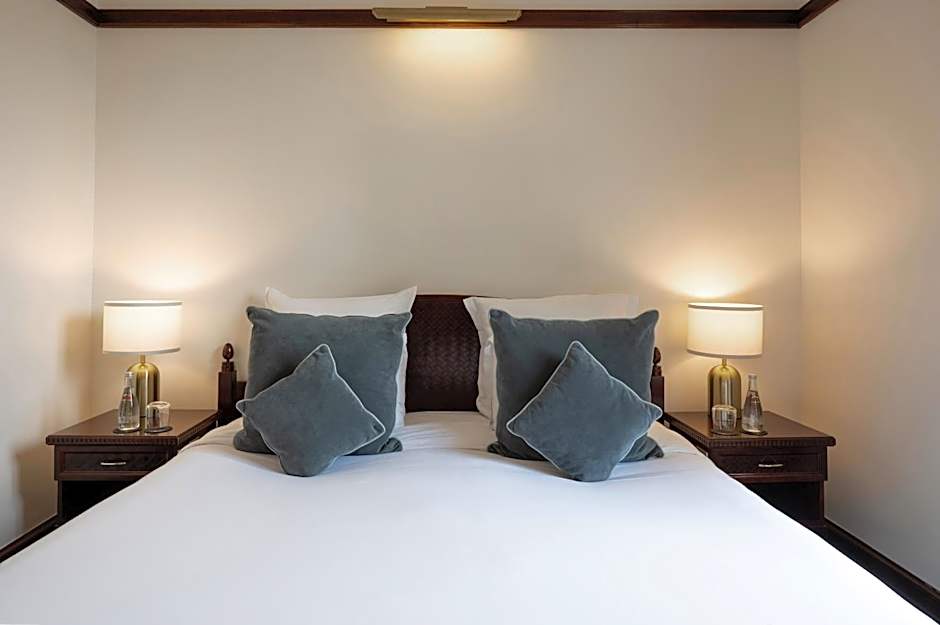 Hôtel Pont Royal Paris