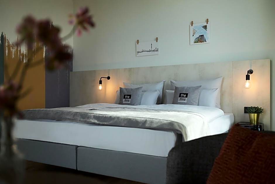 Holiday Inn - the niu, Tab Dusseldorf Main Station By IHG